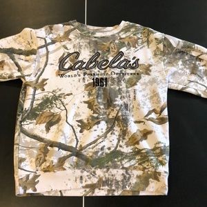 Vintage Cabelas Camo sweatshirt